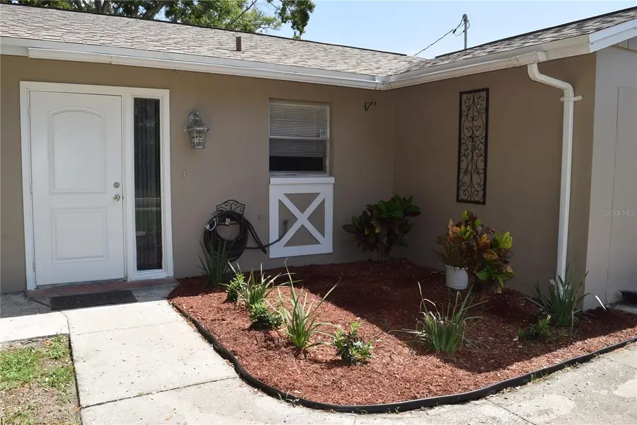 2453 Raymont Drive, Clearwater, FL 33763 - Image #2
