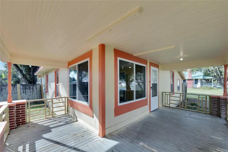 5431 18th Street, Zephyrhills, FL 33542 - Image #2