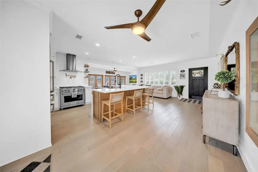 121 28th Avenue Ne, Saint Petersburg, FL 33704 - Image #3