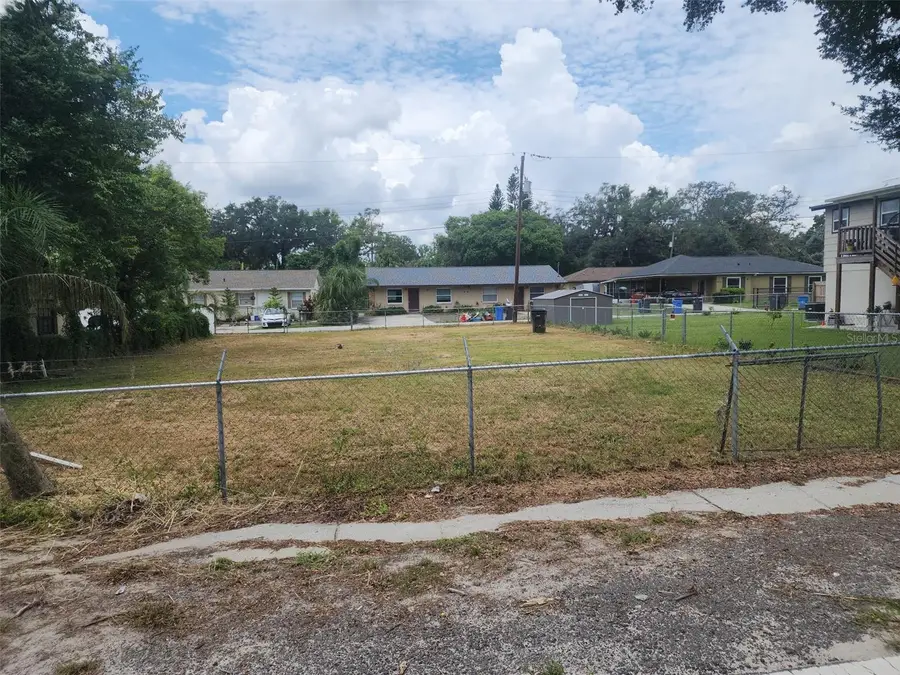 5232 Pine Street, Seffner, FL 33584 - Image #2