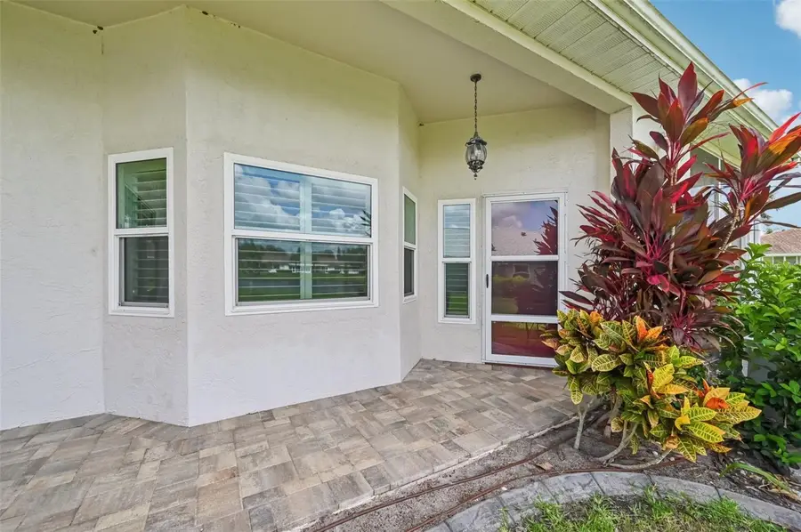 1011 Otter Mill Way, Sun City Center, FL 33573 - Image #3