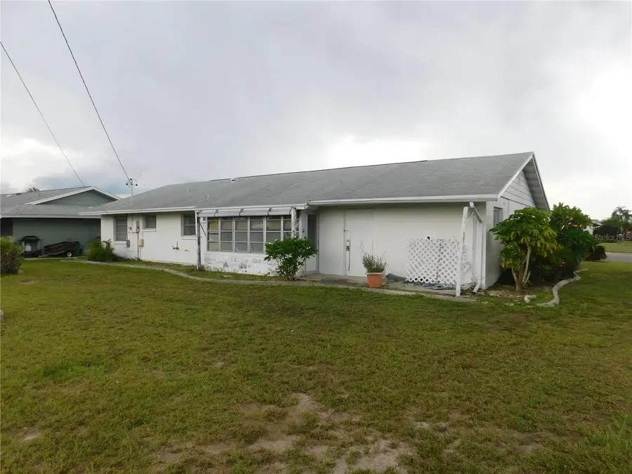 1224 Valley Forge Boulevard, Sun City Center, FL 33573 - Image #3