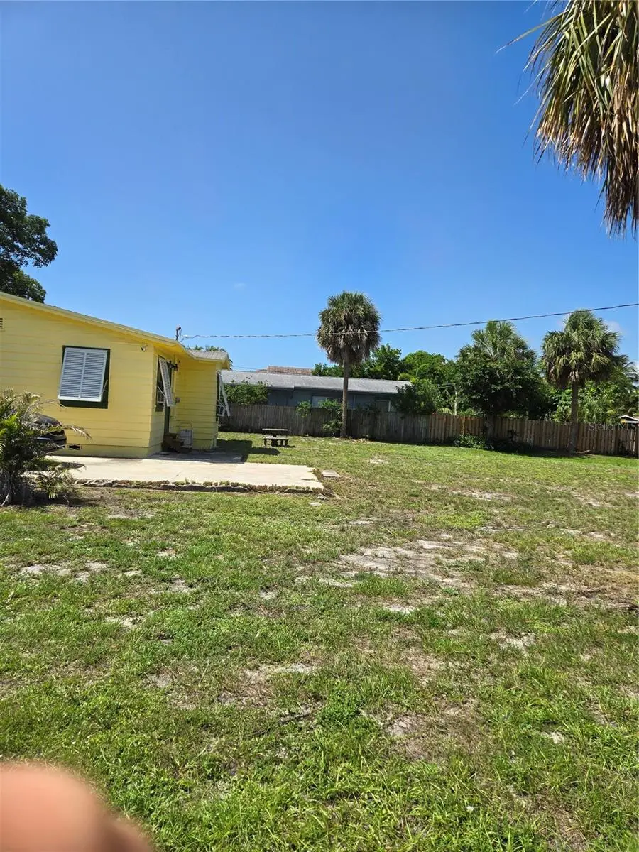 239 NE 18th Avenue, Pompano Beach, FL 33060 - Image #2