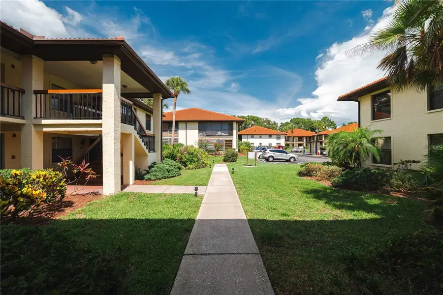 1109 Hammock Pine Boulevard, Clearwater, FL 33761 - Image #2