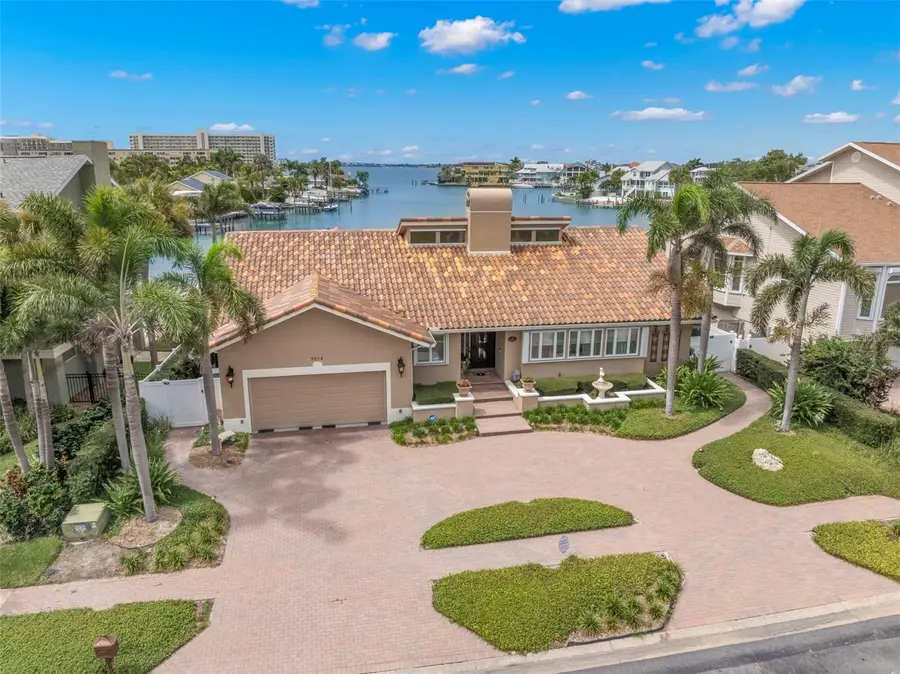 5914 Skimmer Point Boulevard S, Gulfport, FL 33707 - Image #2