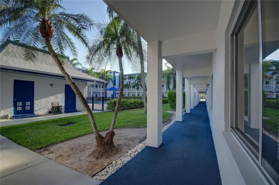 350 79th Avenue N #104, Saint Petersburg, FL 33702 - Image #2