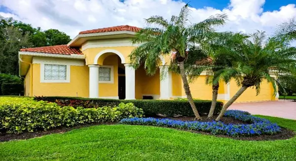 9008 Willowbrook Circle, BRADENTON, FL 34212