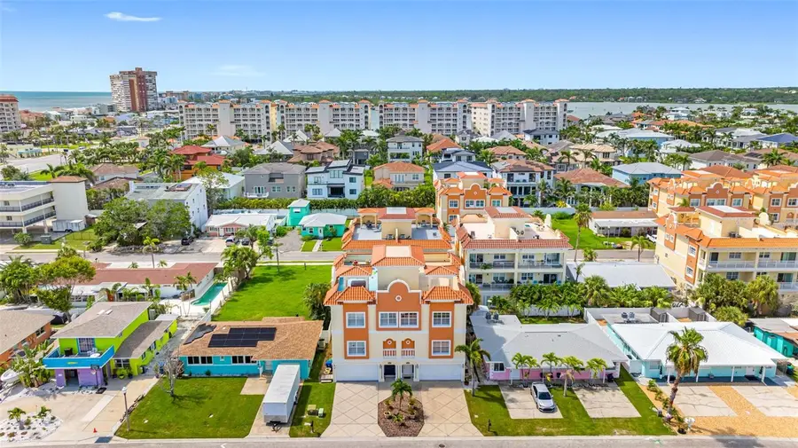 146 175th Terrace Drive E, Redington Shores, FL 33708 - Image #2