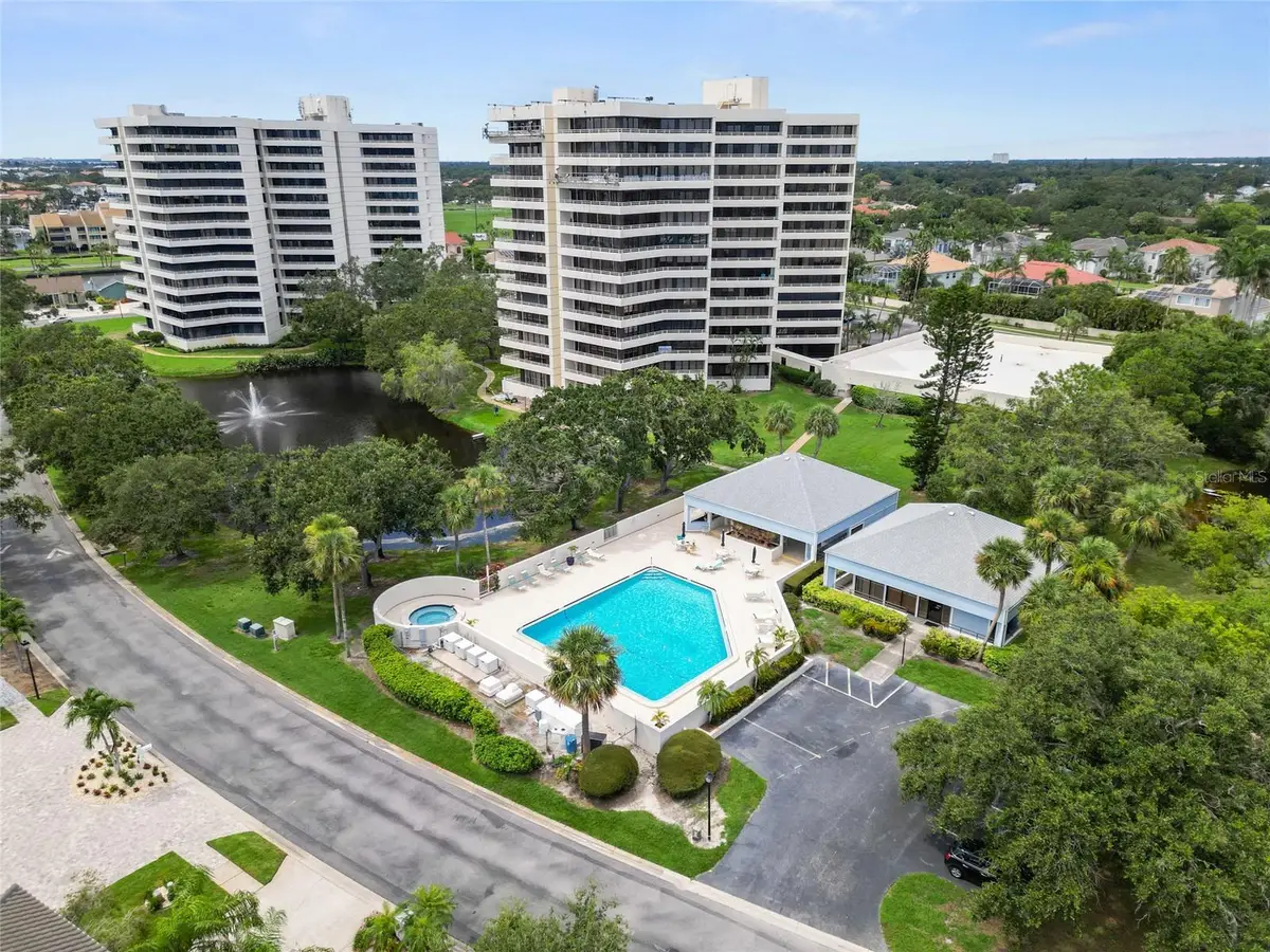 5950 Pelican Bay Plaza S #605, Saint Petersburg, FL 33707 - Image #1