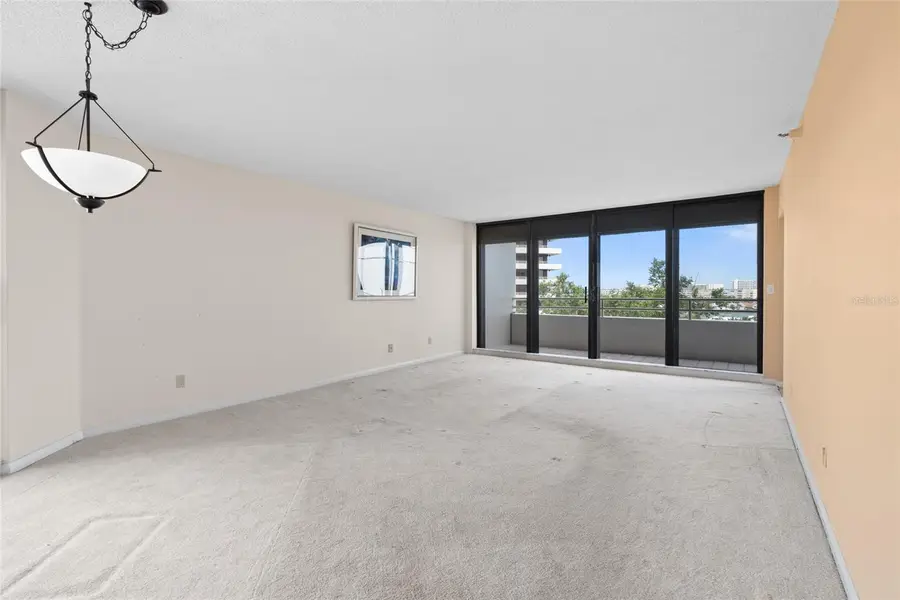 5950 Pelican Bay Plaza S #605, Saint Petersburg, FL 33707 - Image #3