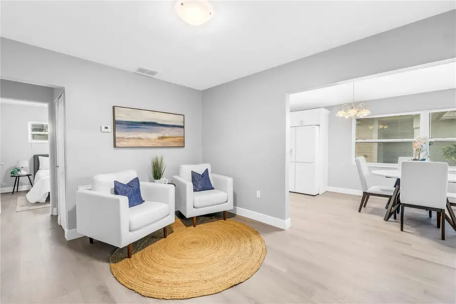 4027 7th Street S, Saint Petersburg, FL 33705 - Image #2