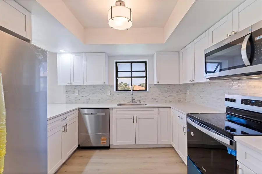 809 Hammock Pine Boulevard, Clearwater, FL 33761 - Image #3