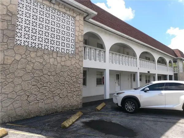 6062 22nd Avenue N #5, ST PETERSBURG, FL 33710