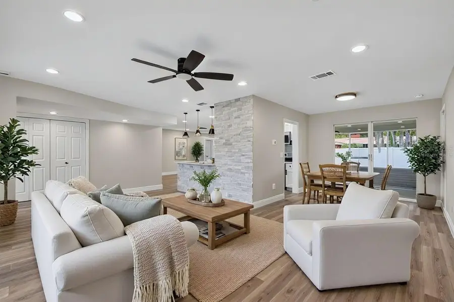 2186 Waterside Drive, Clearwater, FL 33764 - Image #2