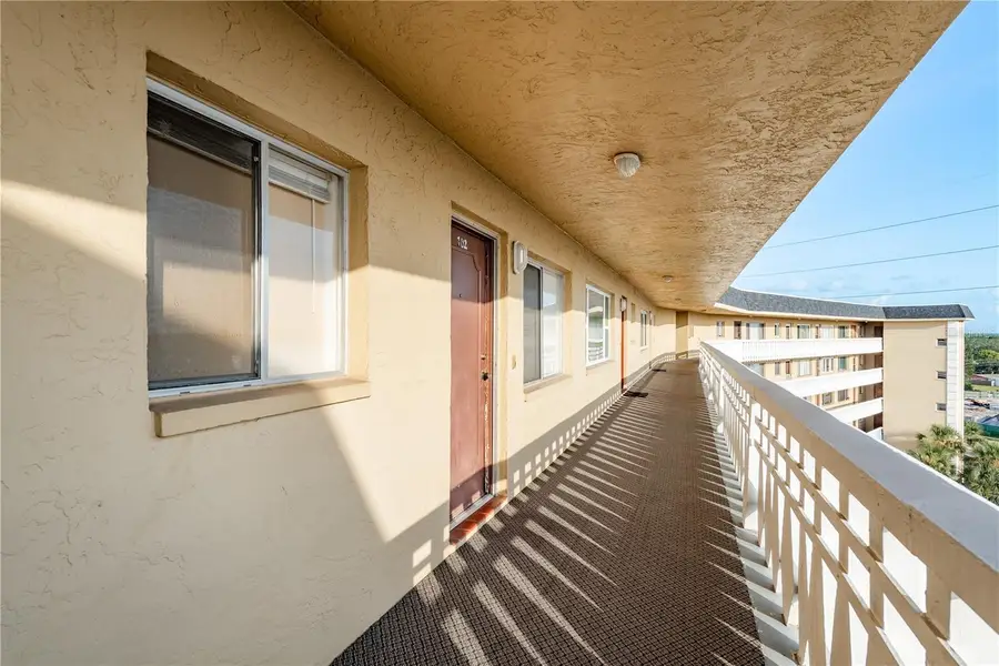 8950 Park Boulevard #702, Seminole, FL 33777 - Image #3