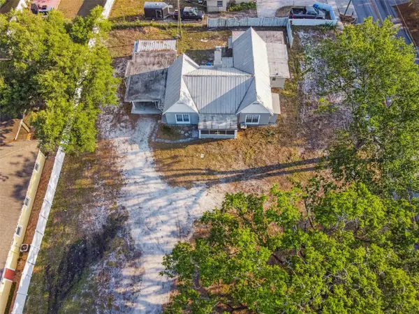 816 W Country Club Drive, TAMPA, FL 33612