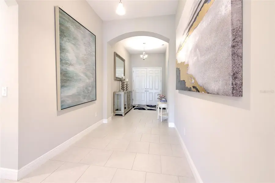 7401 Paradiso Drive, Apollo Beach, FL 33572 - Image #3