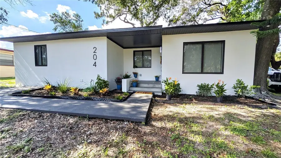 204 Linda Avenue, Temple Terrace, FL 33617 - Image #2