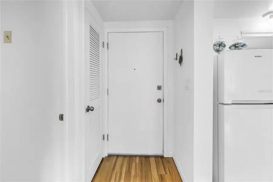 800 71st Avenue N #10, Saint Petersburg, FL 33702 - Image #3