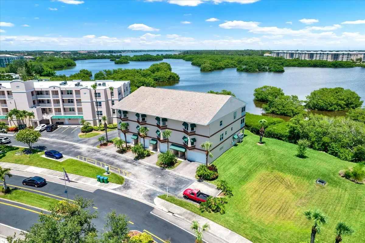 6565 99th Way N #21D, Seminole, FL 33708 - Image #1