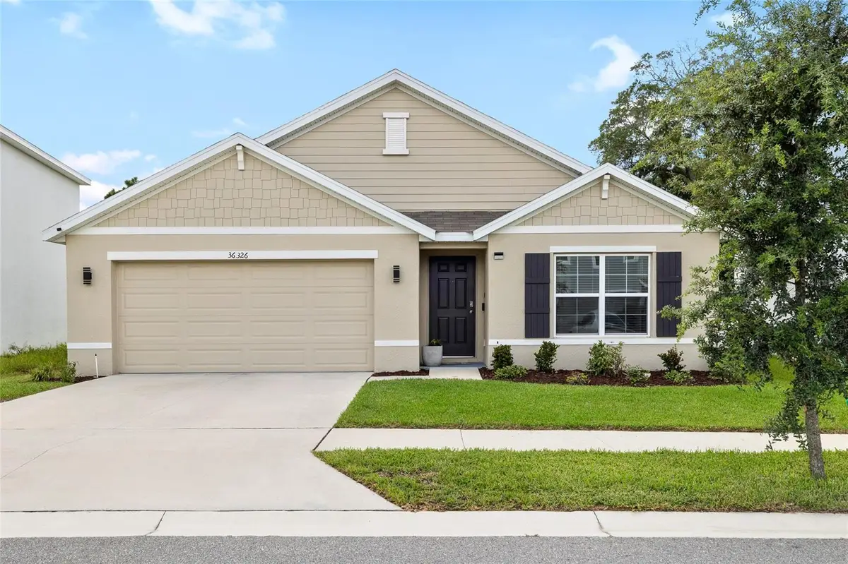 36326 Spanish Rose Drive, Dade City, FL 33525 - Image #1