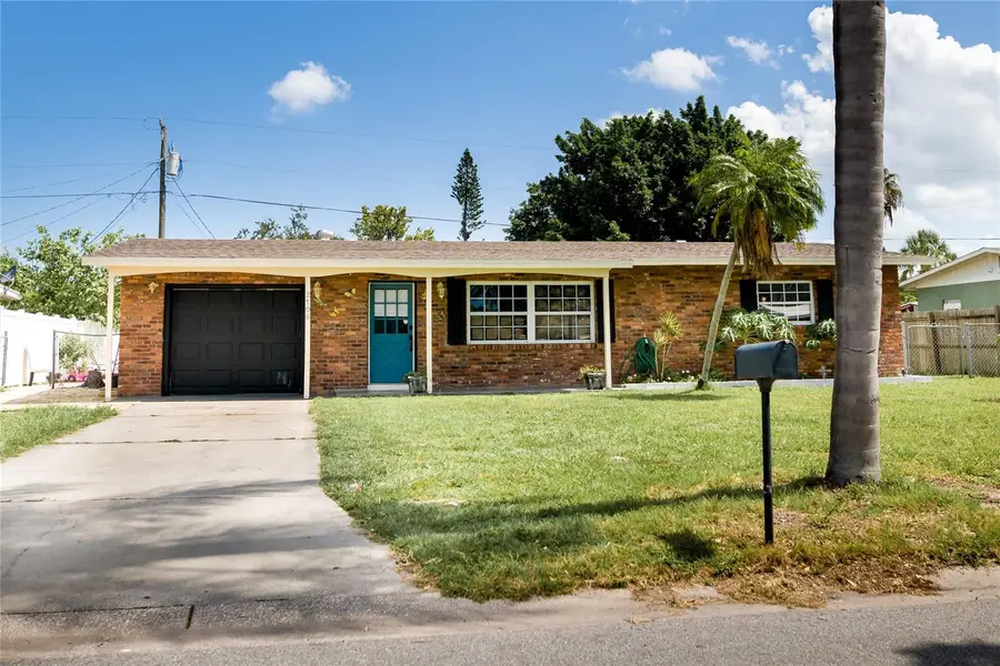 2106 25th Avenue W, Bradenton, FL 34205 - Image #2