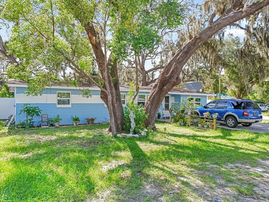 8101 N Dakota Avenue, Tampa, FL 33604 - Image #2