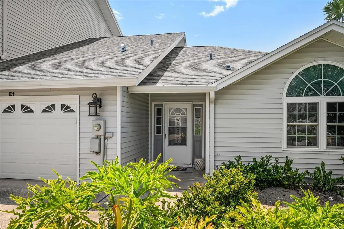 11722 Currie Lane #E1, Largo, FL 33774 - Image #1