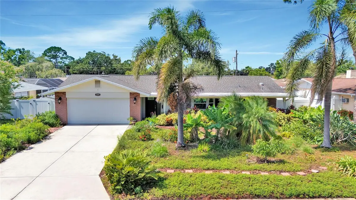 1201 86th Avenue N, Saint Petersburg, FL 33702 - Image #1