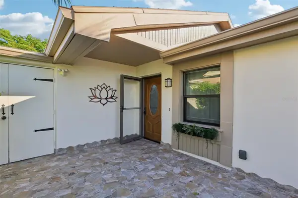 210 Eric Court, OLDSMAR, FL 34677