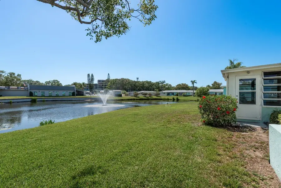 2738 Sherbrooke Lane #C, Palm Harbor, FL 34684 - Image #2