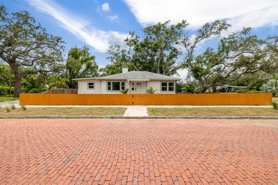 260 46th Street N, Saint Petersburg, FL 33713 - Image #3