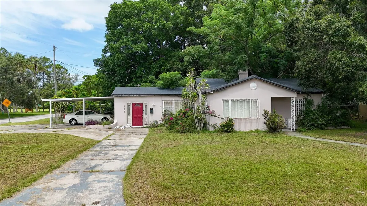 635 Kingston Street S, Saint Petersburg, FL 33711 - Image #1