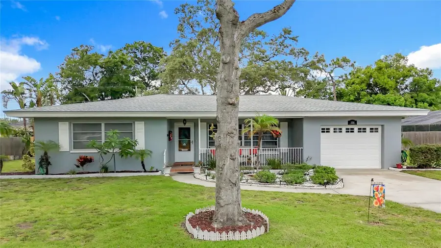 108 Indian Rocks Road S, Belleair Bluffs, FL 33770 - Image #3