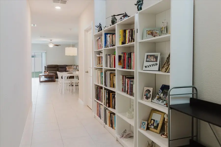 3709 Daisy Bloom Place, Tampa, FL 33619 - Image #3