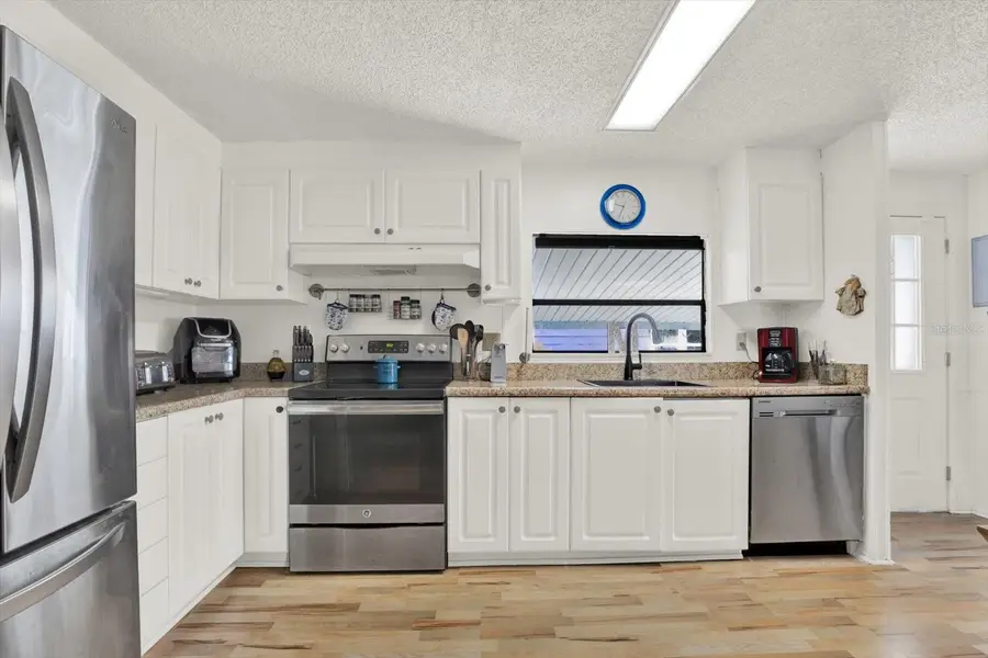 4865 Goldenview Lane, Lakeland, FL 33811 - Image #3