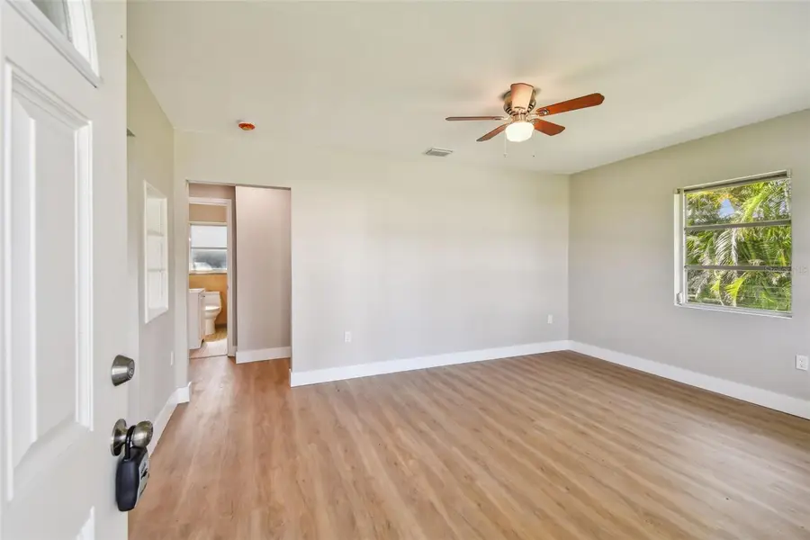 951 Lantana Avenue, Clearwater Beach, FL 33767 - Image #2