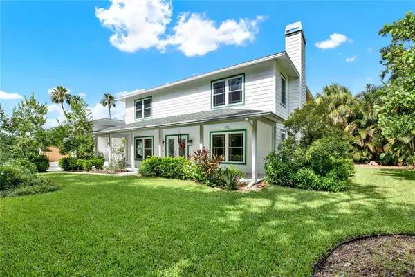 430 Wildwood Way, BELLEAIR, FL 33756