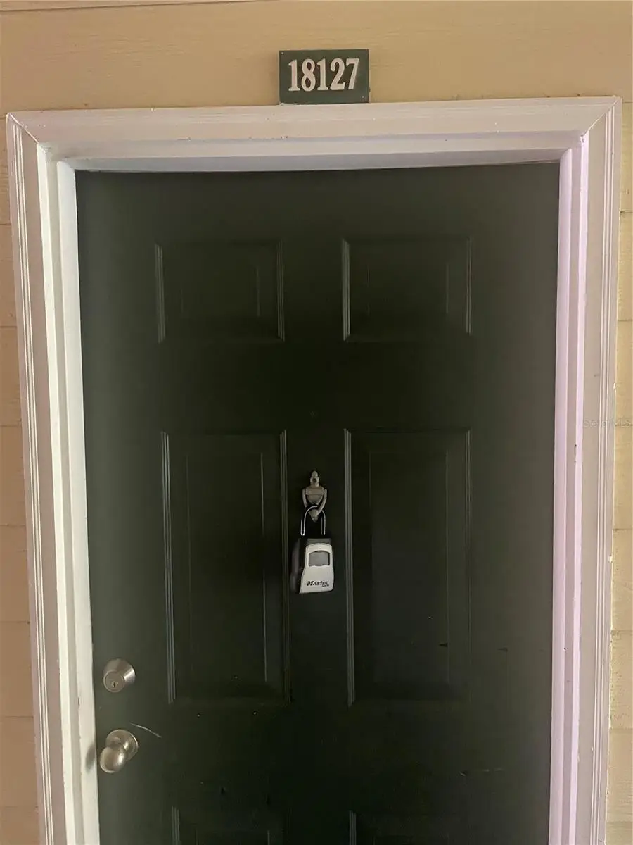 18127 Sterling Gate Circle #18127, Tampa, FL 33647 - Image #1