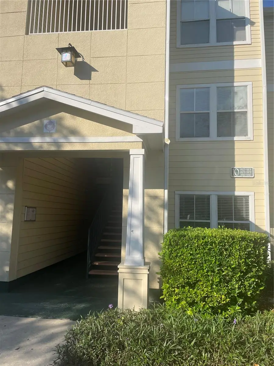 18127 Sterling Gate Circle #18127, Tampa, FL 33647 - Image #2