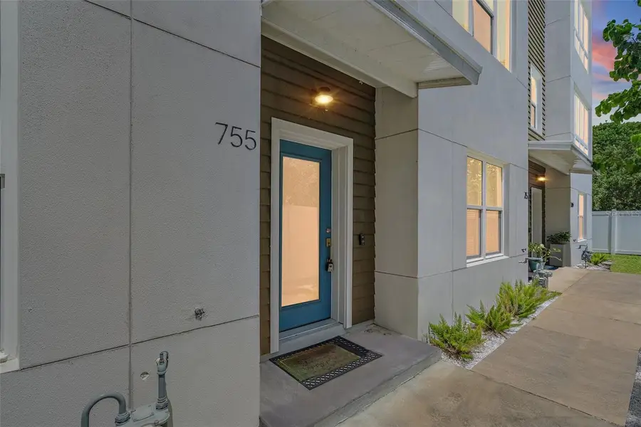 755 Calla Terrace N, Saint Petersburg, FL 33701 - Image #2