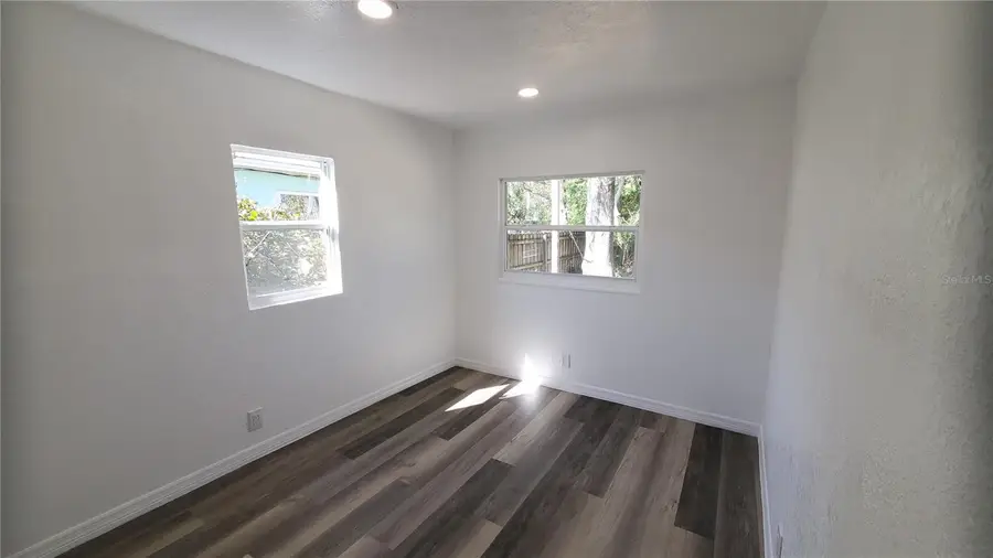 1725 Freeman Street S, Saint Petersburg, FL 33701 - Image #3