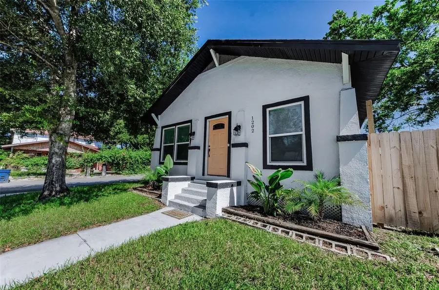 1202 E 32nd Avenue, Tampa, FL 33603 - Image #2