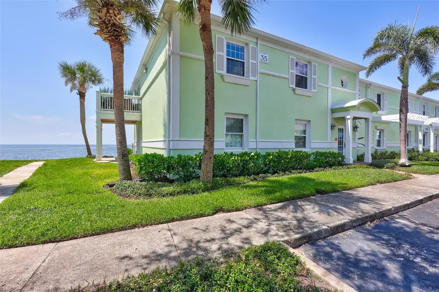 5266 Beach Drive Se #D, Saint Petersburg, FL 33705 - Image #2