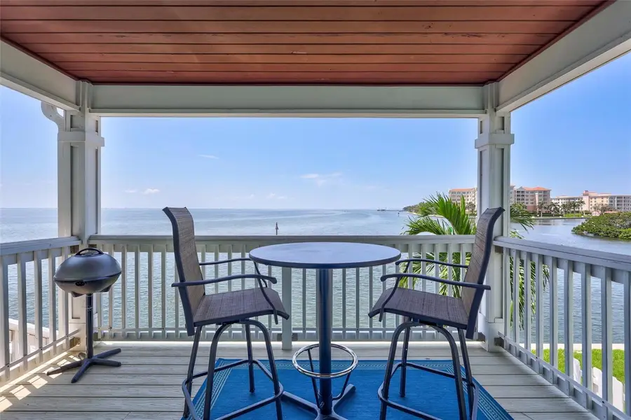 5266 Beach Drive Se #D, Saint Petersburg, FL 33705 - Image #3