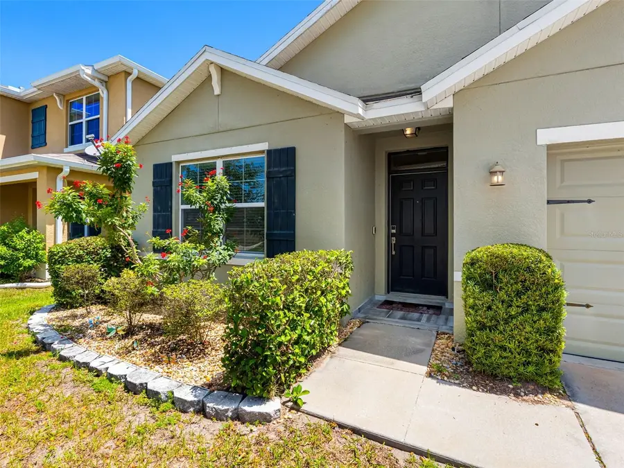 8106 Bilston Village Lane, Gibsonton, FL 33534 - Image #3