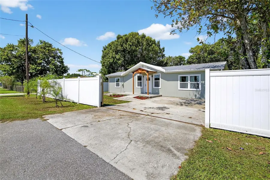 1120 Walker Road, Lakeland, FL 33810 - Image #3