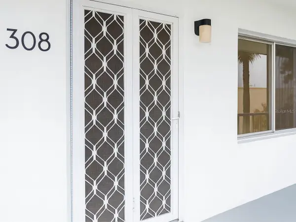 11251 80th Avenue #308, SEMINOLE, FL 33772