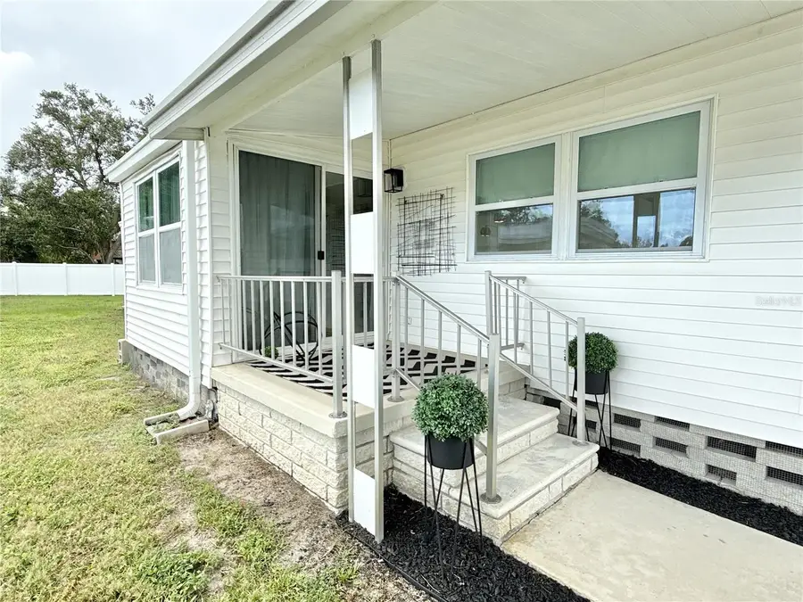 346 Mount Saxon Avenue Ne #316, Saint Petersburg, FL 33702 - Image #2