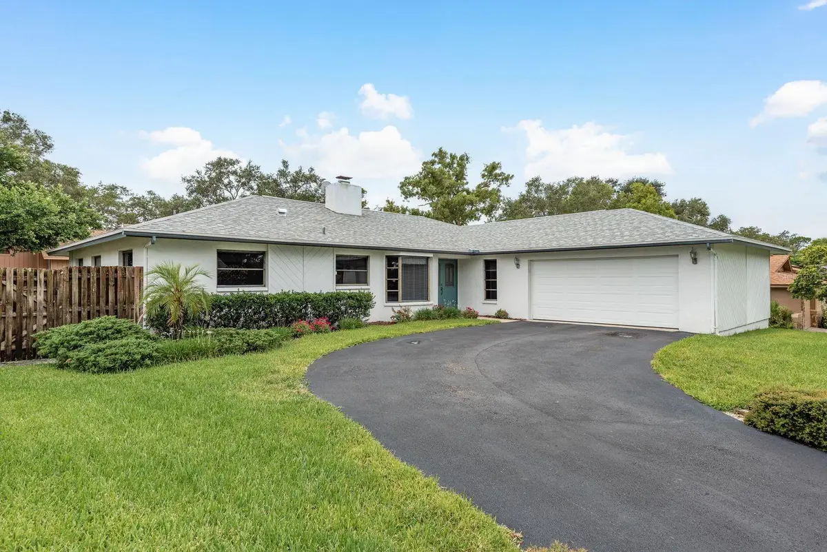 828 Lakeside Terrace, Palm Harbor, FL 34683 - Image #1